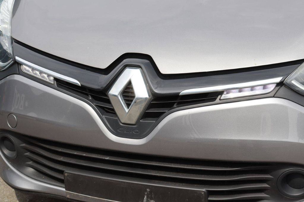 Pkw Renault Clio Benzin 90 PS 2015 (Marge)