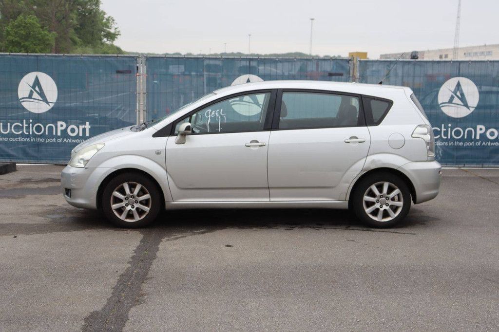 Pkw Toyota Corolla Benzin 129 PS 2005 (Margin)