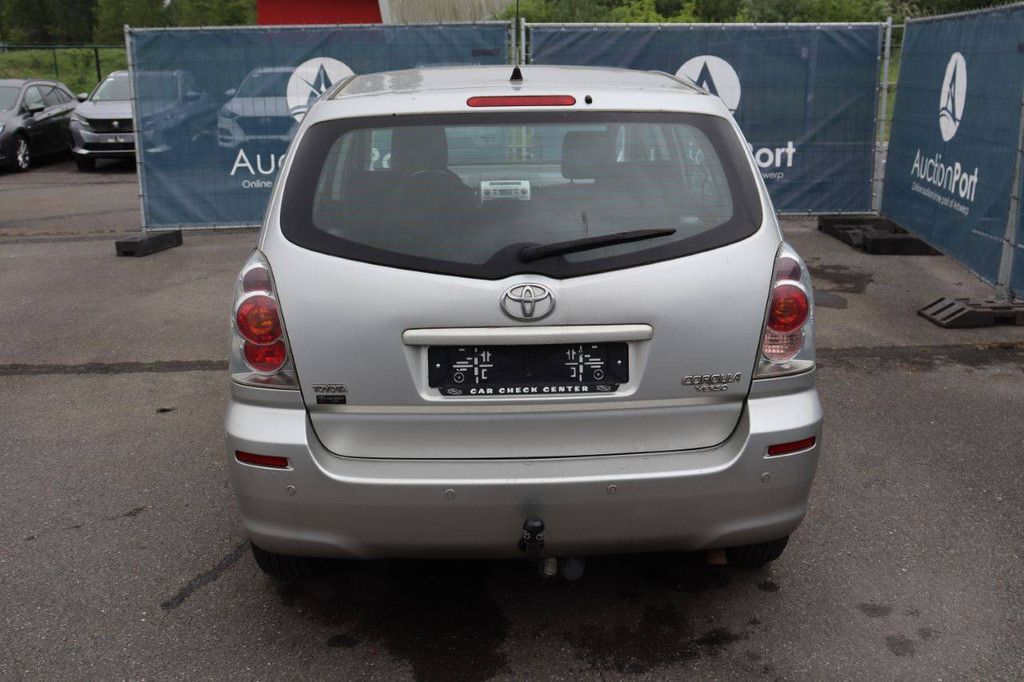 Pkw Toyota Corolla Benzin 129 PS 2005 (Margin)