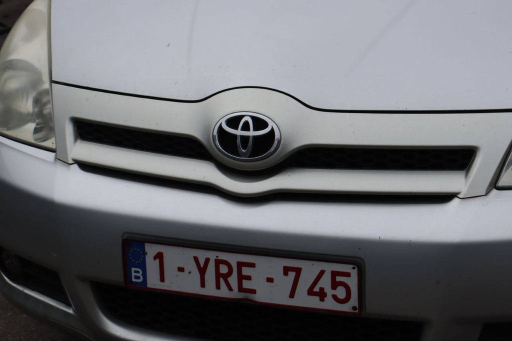 Pkw Toyota Corolla Benzin 129 PS 2005 (Margin)