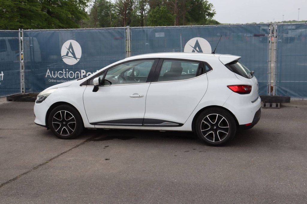 Passenger car Renault Clio Diesel 75hp 2014 (Margin)