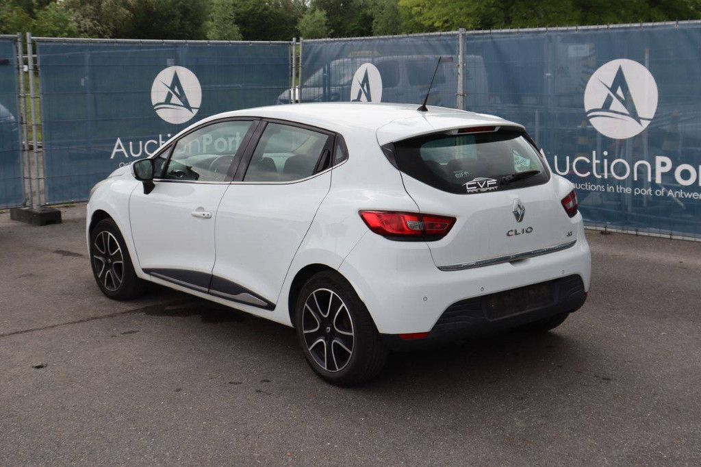 Passenger car Renault Clio Diesel 75hp 2014 (Margin)