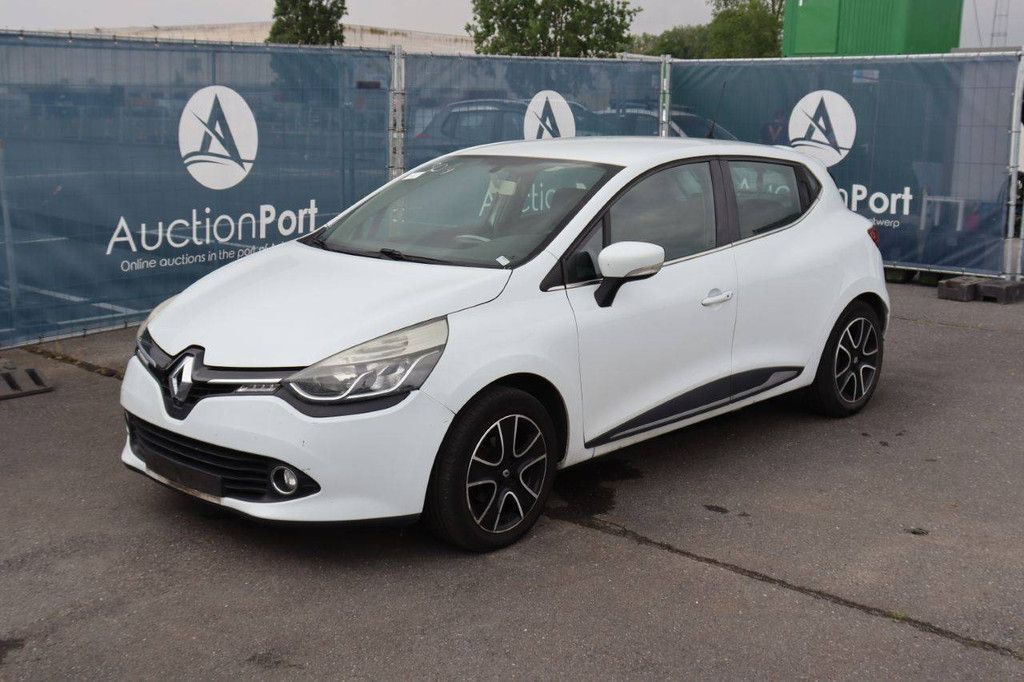 Passenger car Renault Clio Diesel 75hp 2014 (Margin)