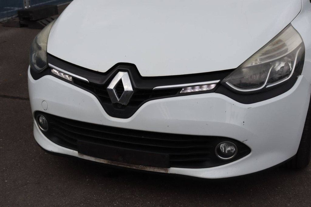 Passenger car Renault Clio Diesel 75hp 2014 (Margin)