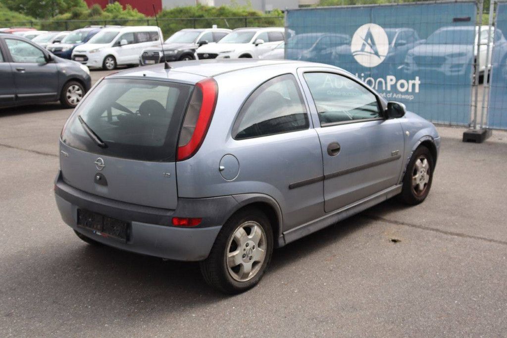 Personenauto Opel Corsa Benzine 60pk 2003 (Marge)