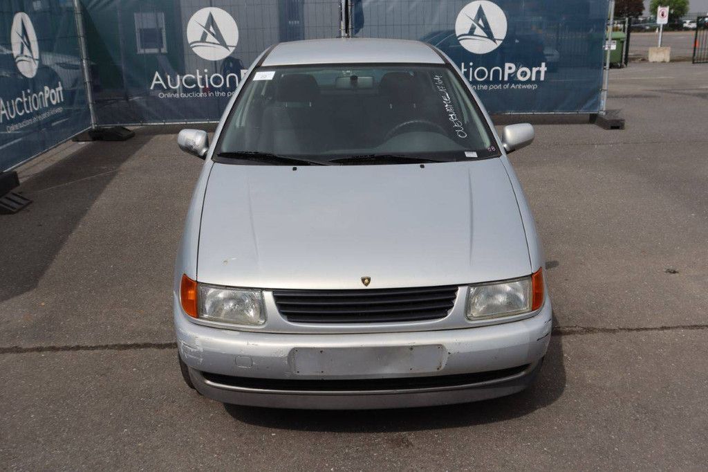 Pkw Volkswagen Polo Benzin 109 PS 1999 (Margin)
