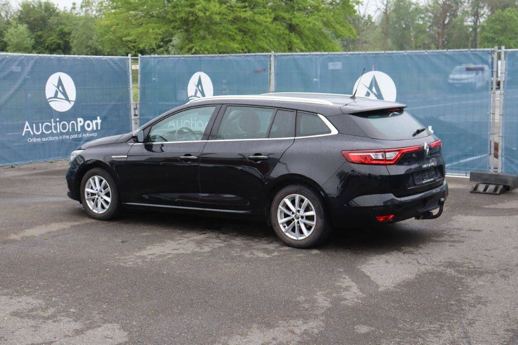 Pkw Renault Mégane Benzin 100 PS 2018 (Marge)