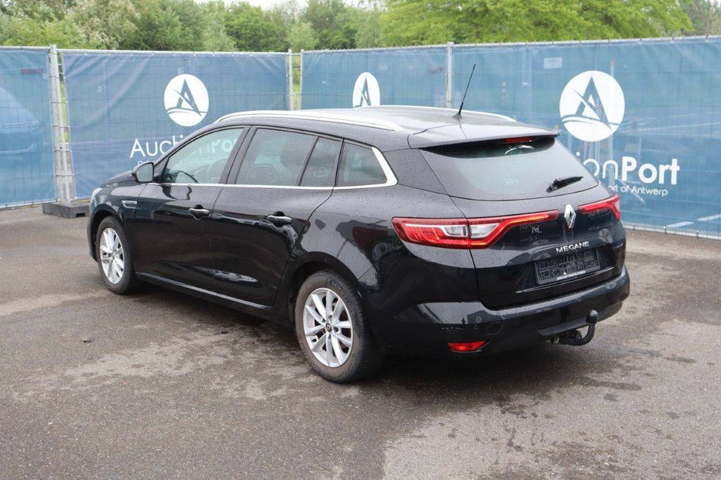 Pkw Renault Mégane Benzin 100 PS 2018 (Marge)