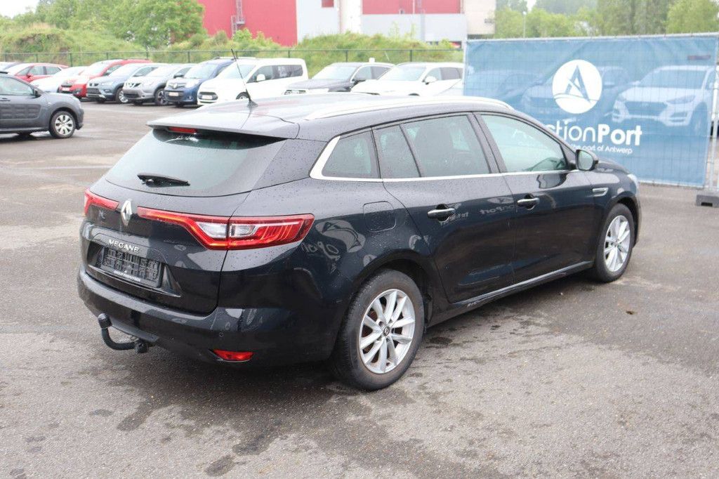 Pkw Renault Mégane Benzin 100 PS 2018 (Marge)