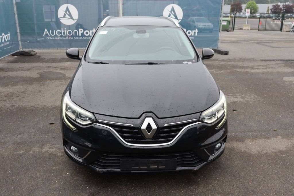 Pkw Renault Mégane Benzin 100 PS 2018 (Marge)