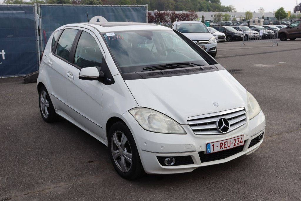 Pkw Mercedes-Benz A-Klasse Benzin 95 PS 2009 (Margin)