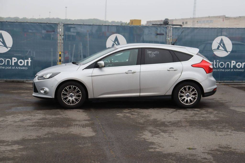 Passenger car Ford Focus Petrol 125hp 2013 (Margin)