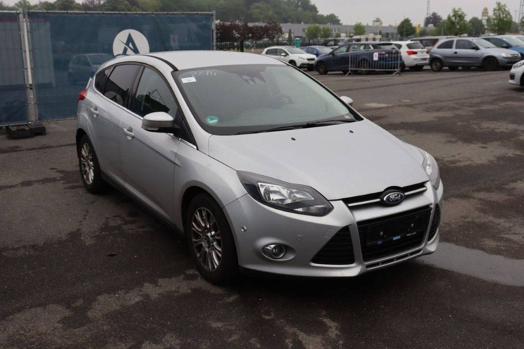 Passenger car Ford Focus Petrol 125hp 2013 (Margin)