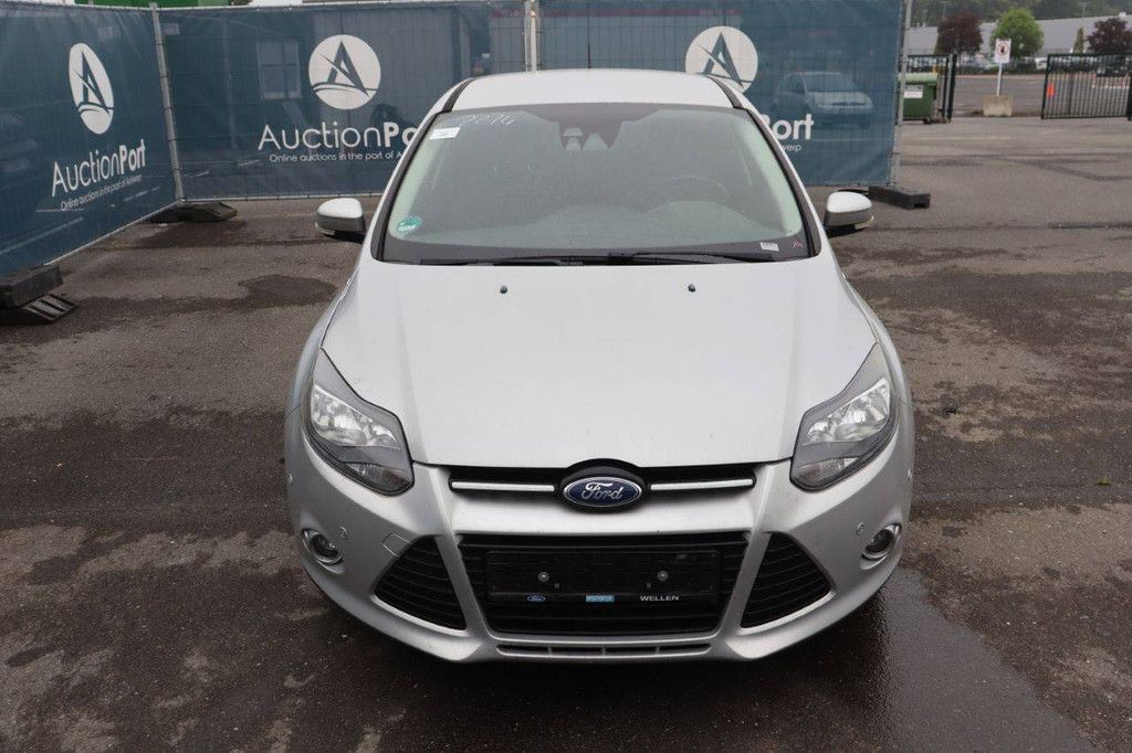 Passenger car Ford Focus Petrol 125hp 2013 (Margin)