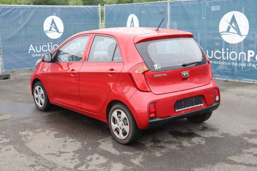 Pkw Kia Picanto Benzin 66 PS 2016 (Marge)