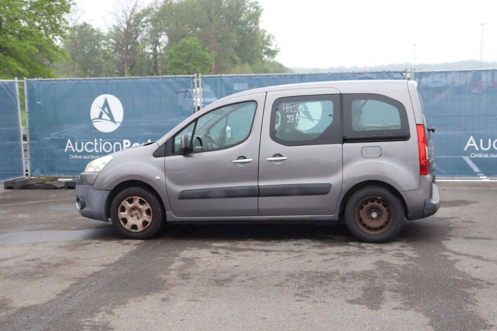 Pkw Peugeot Partner Diesel 75 PS 2010 (Marge)
