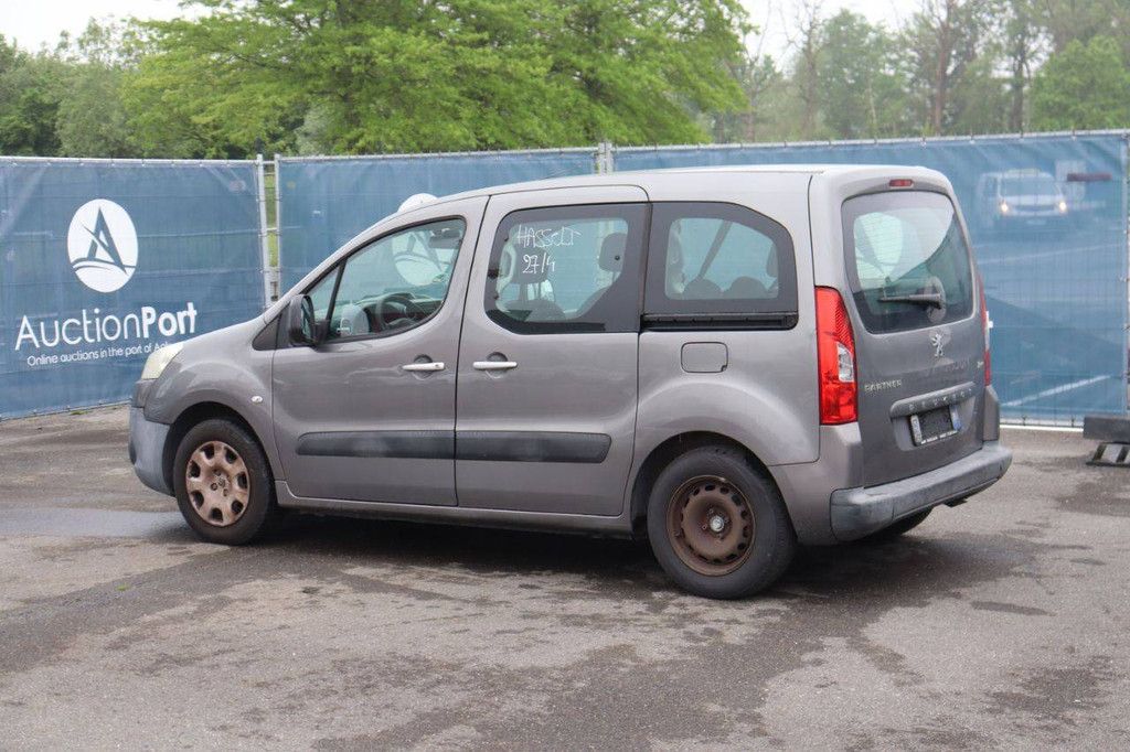 Pkw Peugeot Partner Diesel 75 PS 2010 (Marge)