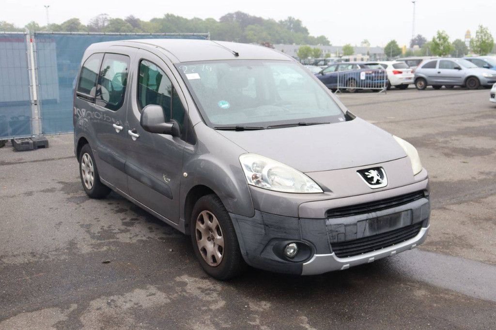 Pkw Peugeot Partner Diesel 75 PS 2010 (Marge)