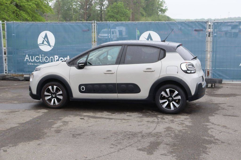 Passenger car Citroën C3 Petrol 110hp 2017 (Margin)