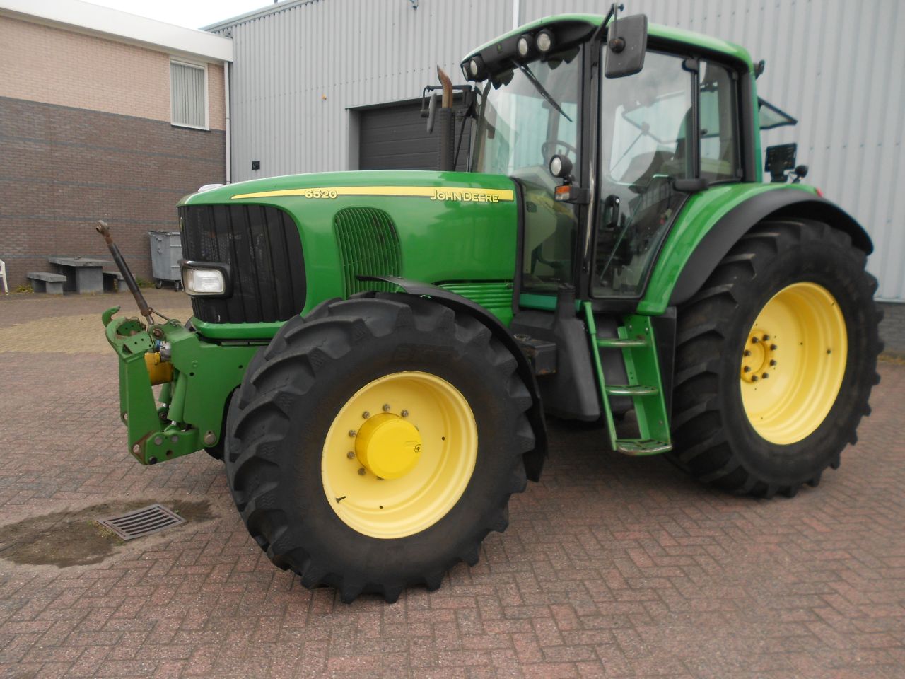 John deere 6520