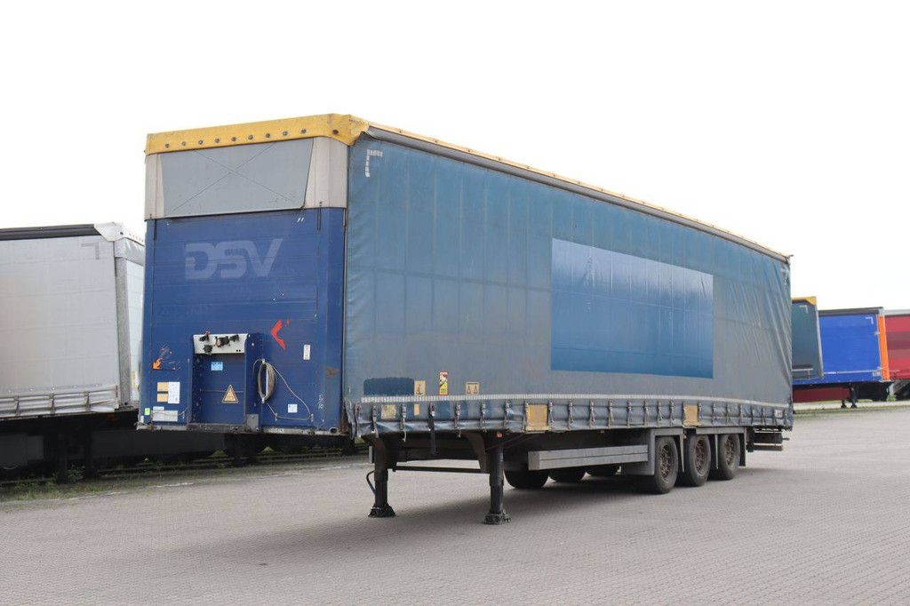 Sliding curtain semi-trailer Schmitz Cargobull Auflieger Curtainsider Mega 2017
