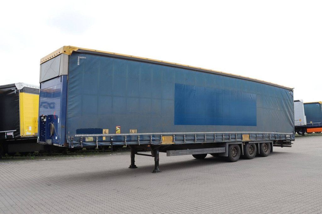 Sliding curtain semi-trailer Schmitz Cargobull Auflieger Curtainsider Mega 2017