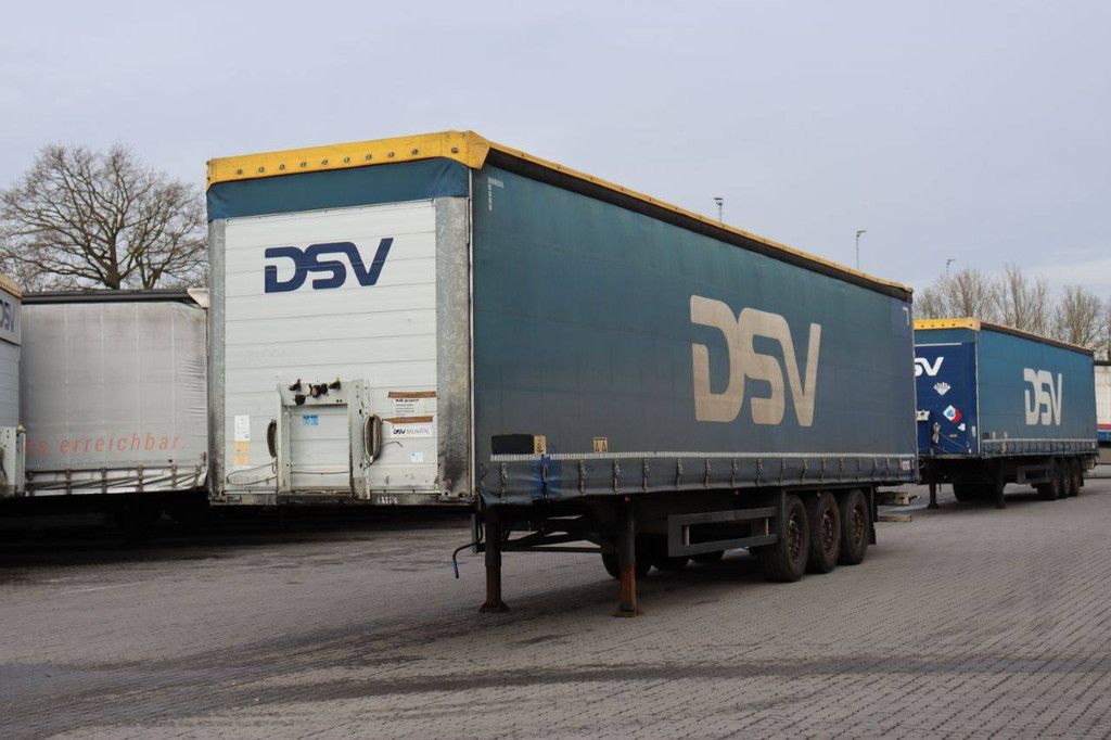 Sliding curtain semi-trailer Schmitz Cargobull Auflieger Curtainsider Standard 2018