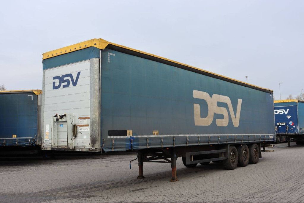 Sliding curtain semi-trailer Schmitz Cargobull Auflieger Curtainsider Standard 2018