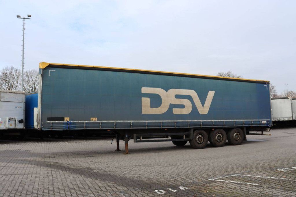 Sliding curtain semi-trailer Schmitz Cargobull Auflieger Curtainsider Standard 2018