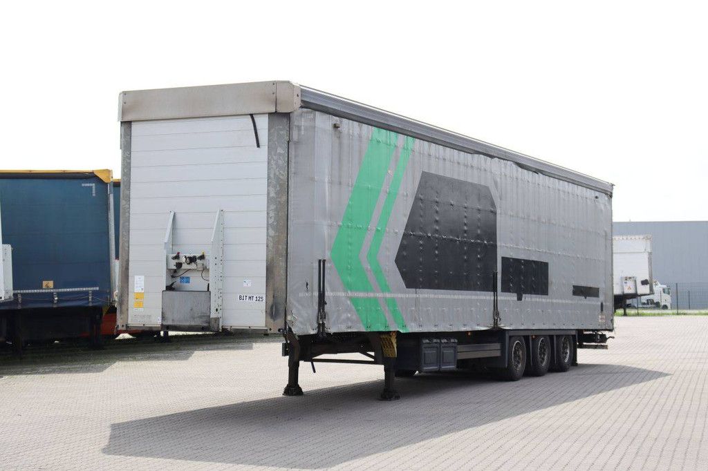 Sliding curtain semi-trailer Schmitz Cargobull Auflieger Curtainsider Mega 2018