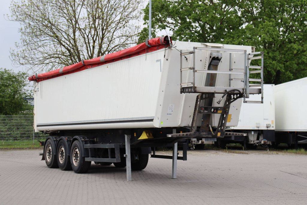 Kipper Auflieger Schmitz Cargobull Auflieger Tipper Alukastenmulde 2020