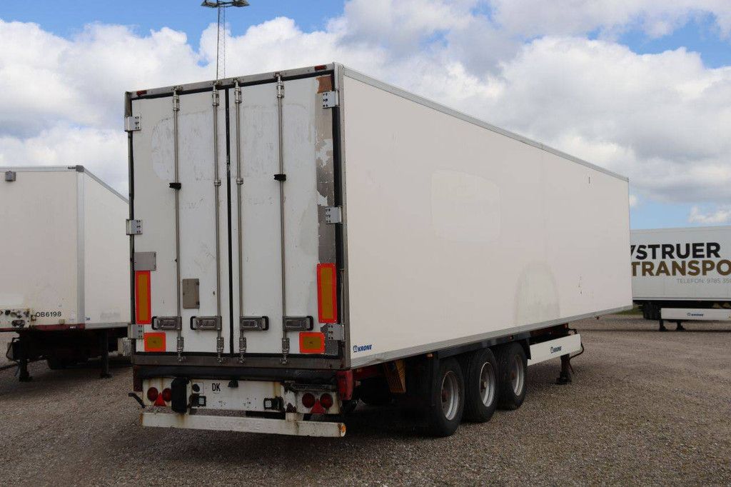 Geschlossener Sattelauflieger Krone SD 39000kg 2009