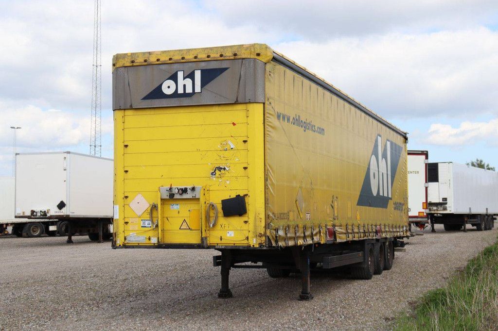 Schmitz Cargobull SCB-S3T 39000kg 2015 Planenauflieger