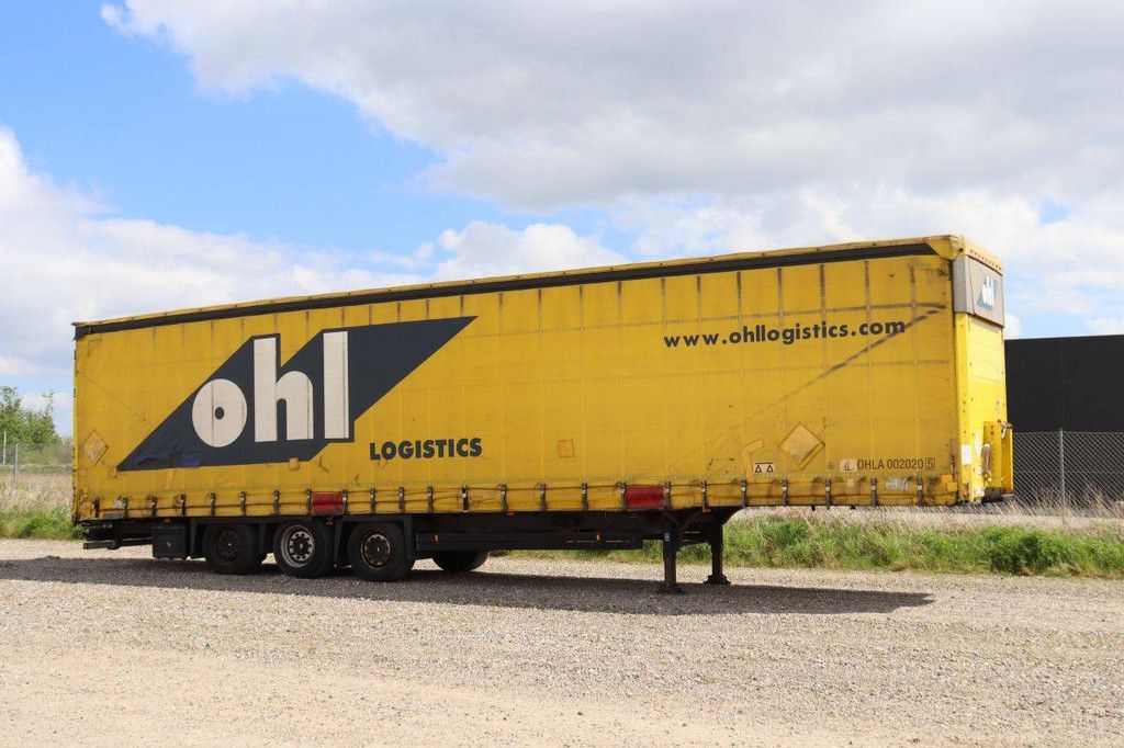 Schmitz Cargobull SCB-S3T 39000kg 2015 Planenauflieger