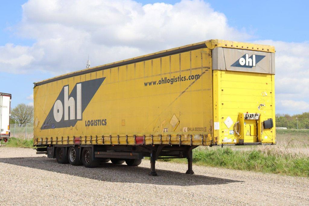 Schmitz Cargobull SCB-S3T 39000kg 2015 Planenauflieger