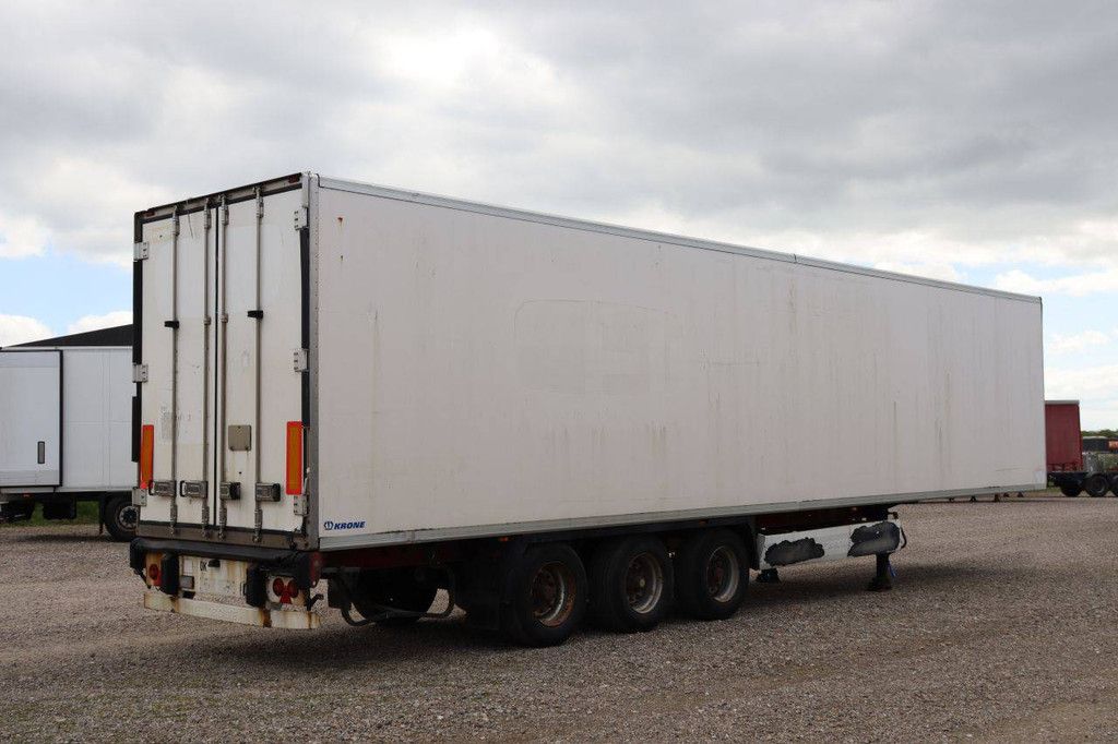 Geschlossener Sattelauflieger Krone SD 39000kg 2009
