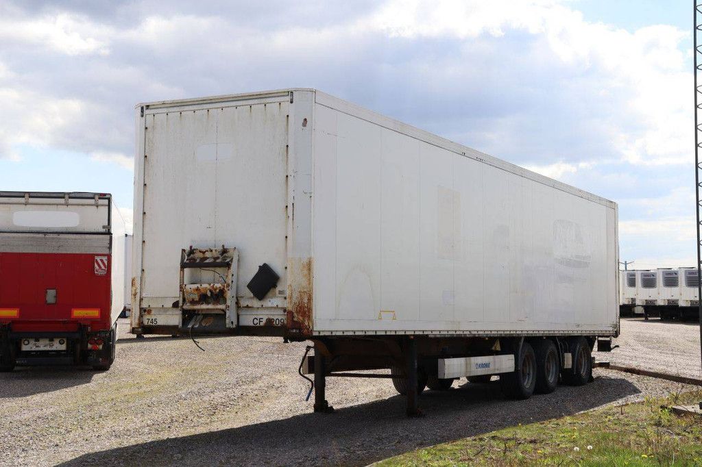 Closed Semi-Trailer Krone SD 41000kg 2010