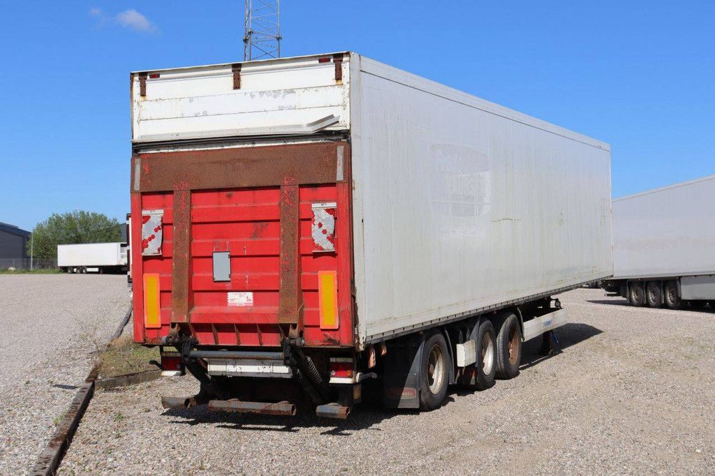 Closed Semi-Trailer Krone SD 41000kg 2010