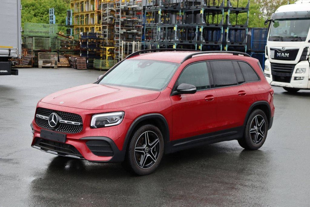 SUV Mercedes-Benz GLB220d 4MATIC Diesel 191pk 2022 (Margin)
