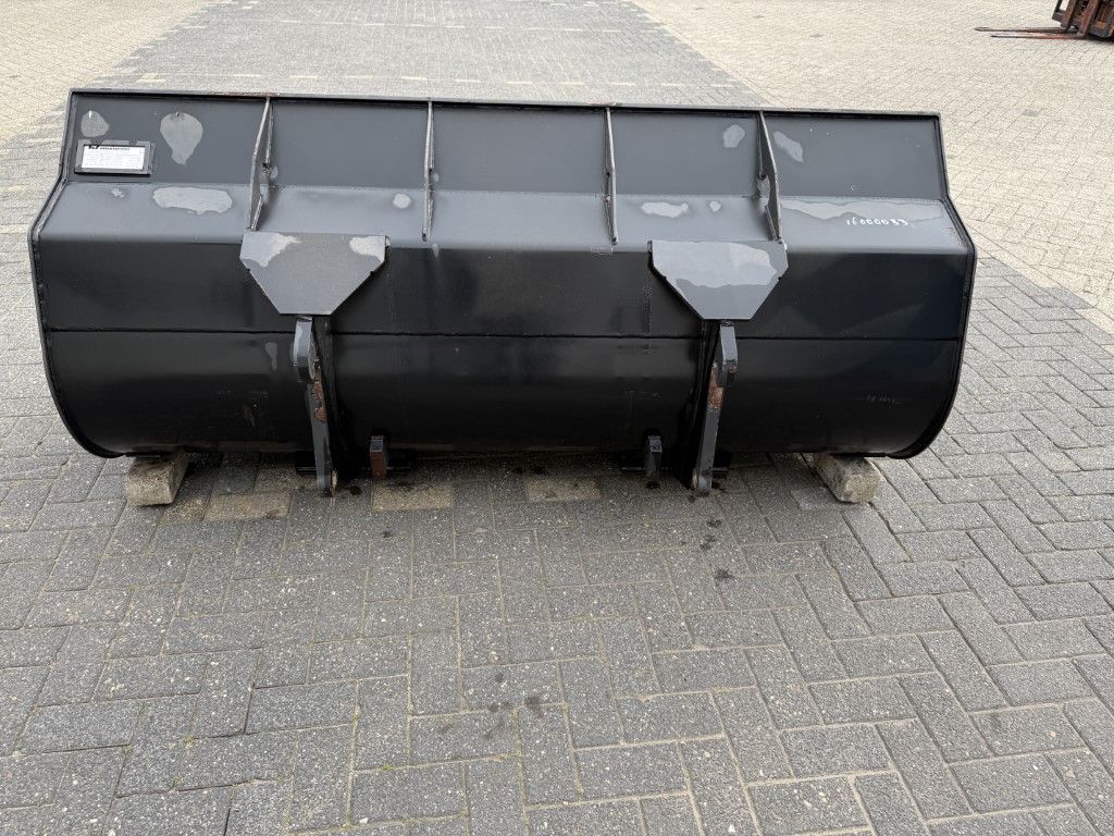 VOLVO GRONDBAK L30 NIEUW
