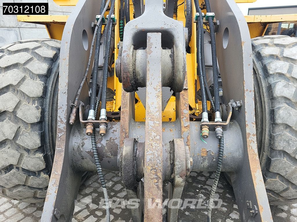 Volvo L90 C