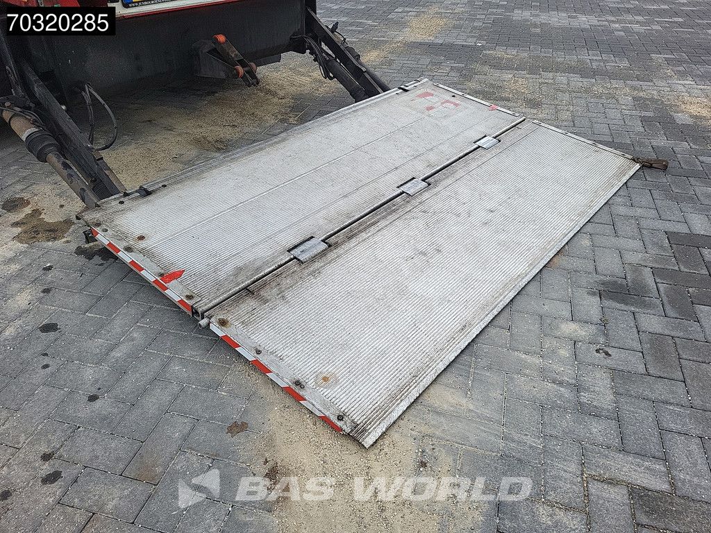 Jumbo T0180 LZV B-Double Tailgate LBW Steering Axle