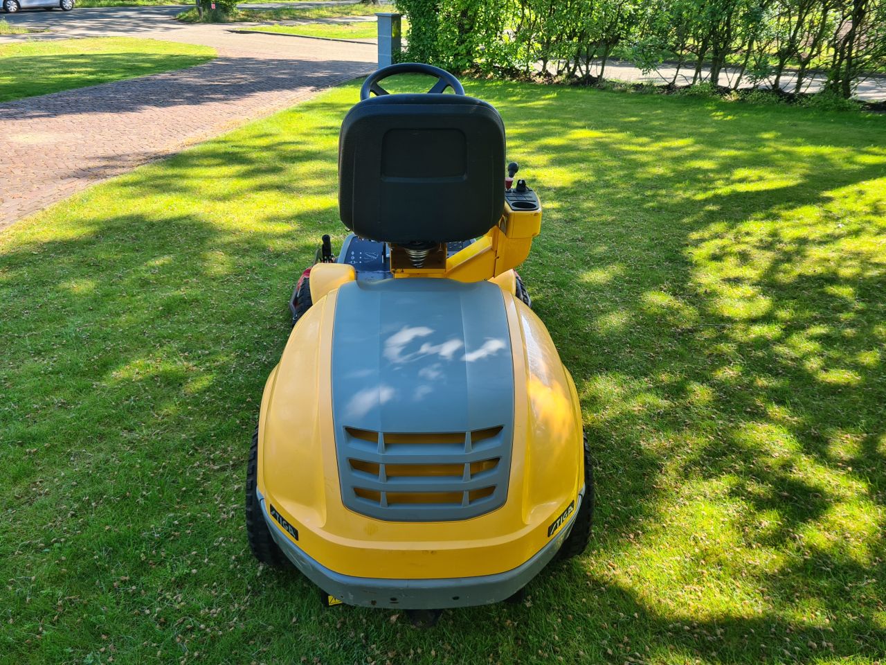 Stiga park frontmaaier zitmaaier mulch hydrostaat.