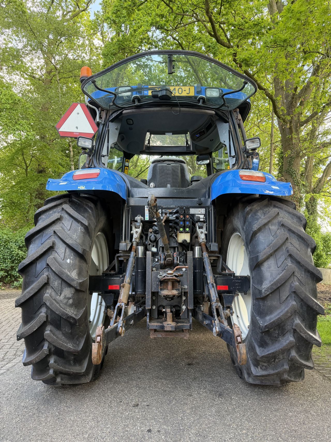 New Holland TS100A Plus