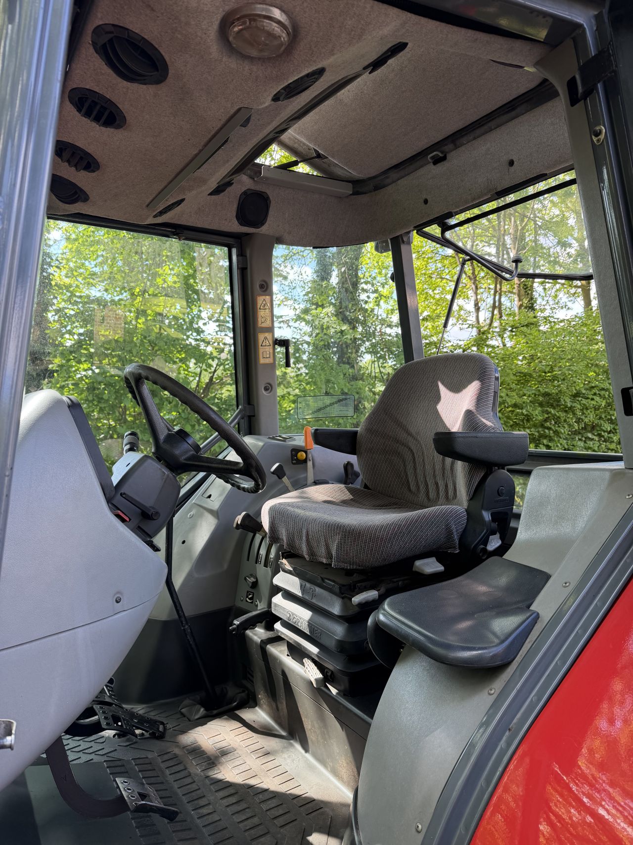 Massey Ferguson 4225