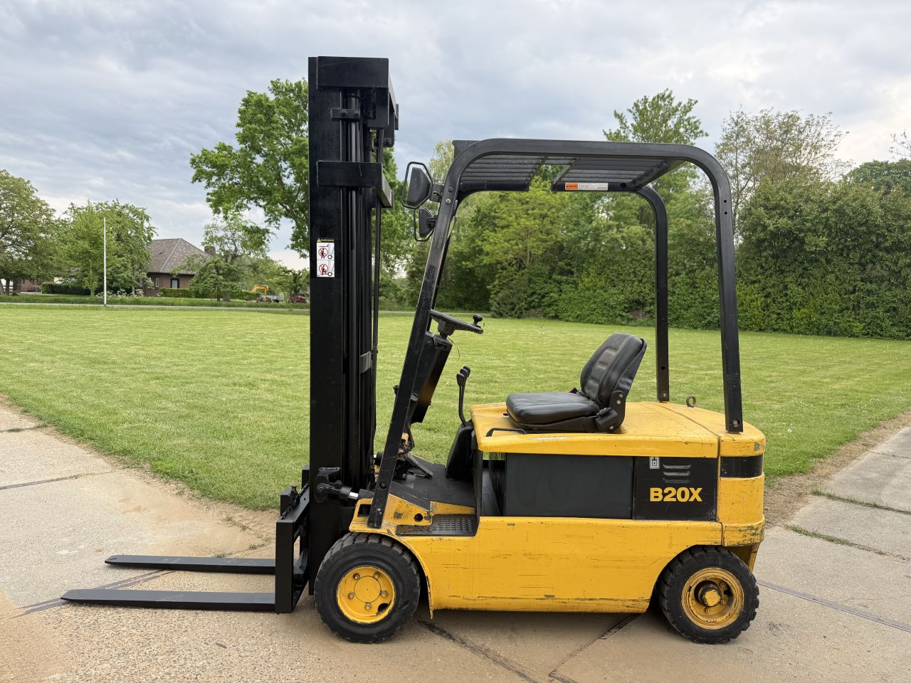 Doosan 2 tonner elektrische heftruck triplo 600cm Sideshift