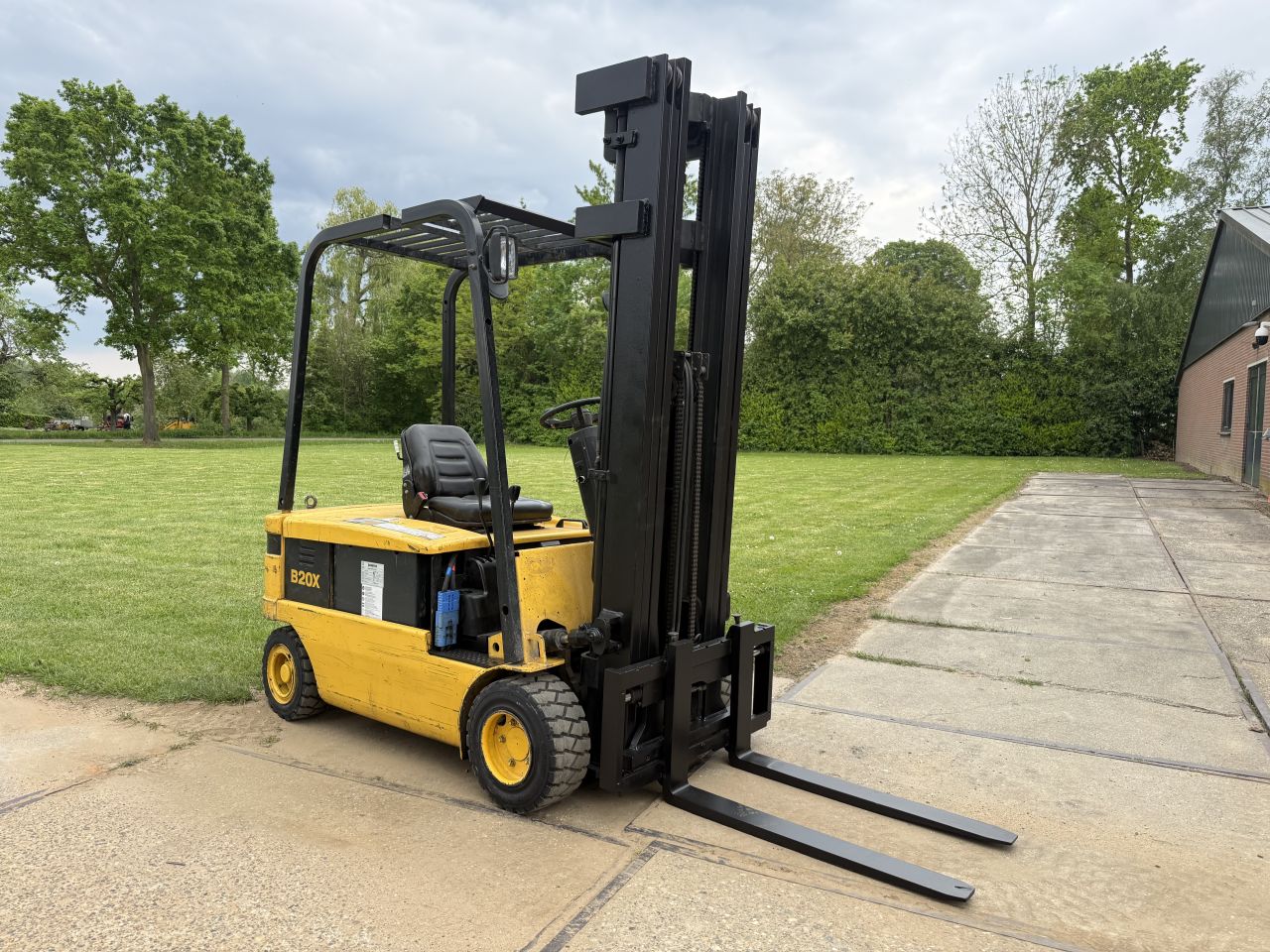 Doosan 2 tonner elektrische heftruck triplo 600cm Sideshift
