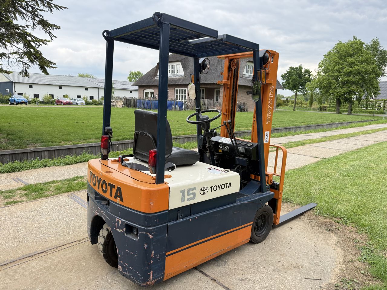 Nette Toyota 1.5 tonner elektrische heftruck + goede accu