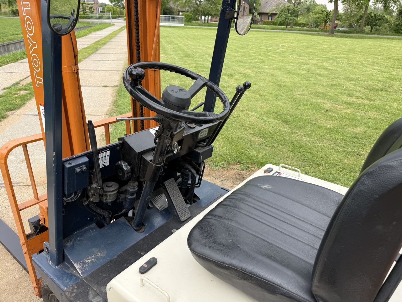 Nette Toyota 1.5 tonner elektrische heftruck + goede accu