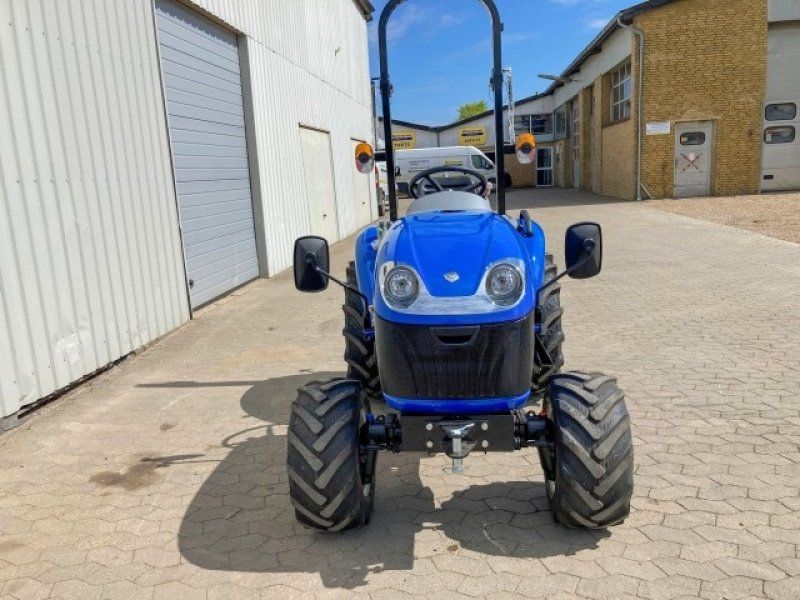 New Holland 25 HST U, KABINE